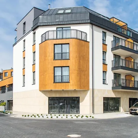 W Rent Like Bel Mare 202 *